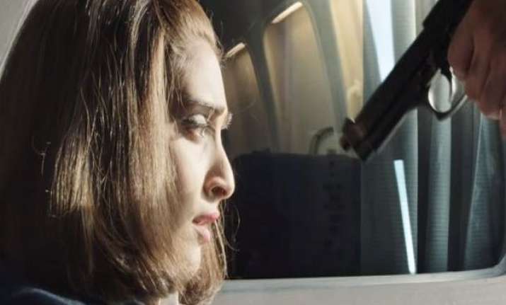 fear gave her courage sonam kapoor at gunpoint in neerja