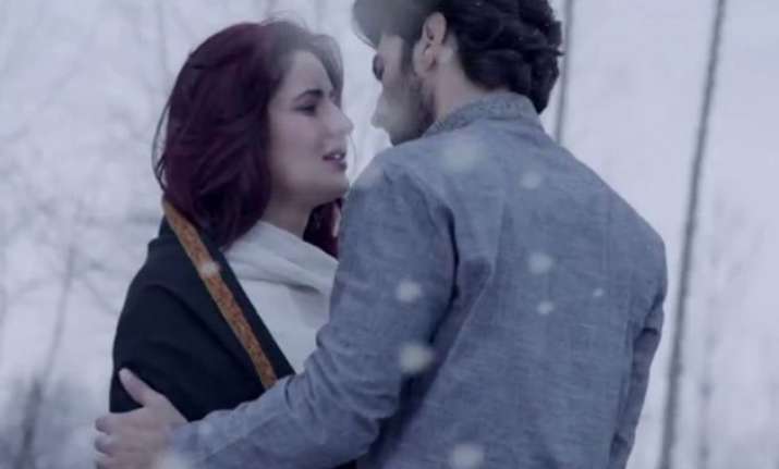 katrina kaif s fitoor mints rs.3.61 crore on opening day