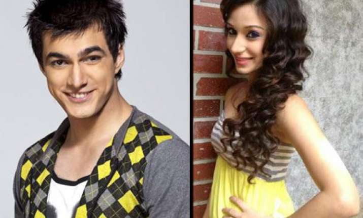 ritesh kirti get engaged on nisha aur uske cousins