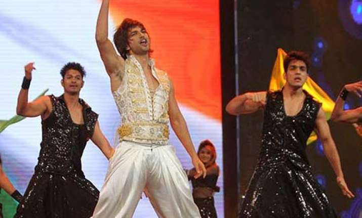 bollywood attends umeed e kashmir concert see pics