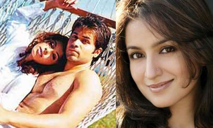i am not mallika tisca tells emraan hashmi