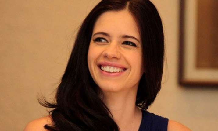 kalki koechlin will open old world theatre festival with