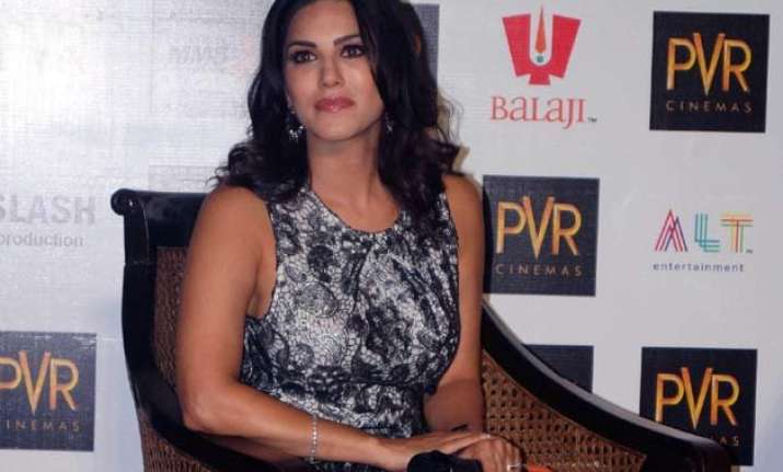 fir against sunny leone for promoting obscenity on her