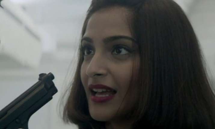 sonam kapoor s neerja strikes all right chords with