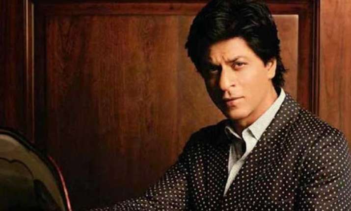 shah rukh khan is all praise for his raees co stars mahira