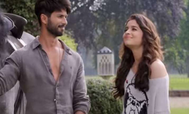shaandaar mints rs.13.10 crore on dussehra