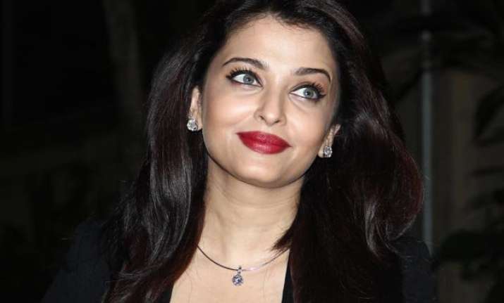 never felt the gap aishwarya on bollywood comeback
