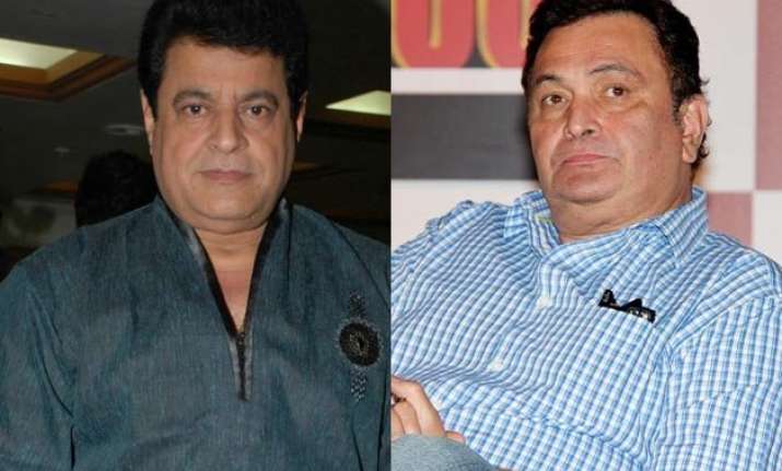 gajendra chauhan should voluntarily retire says rishi kapoor