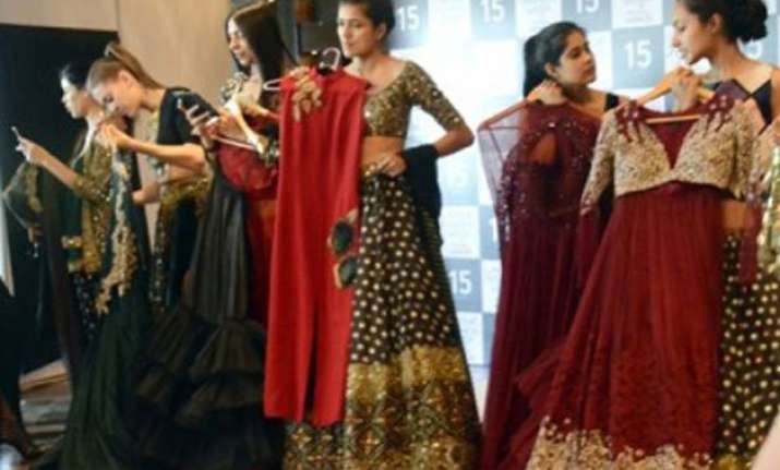 lfw winter festive 2015 a fashion book to unfold new