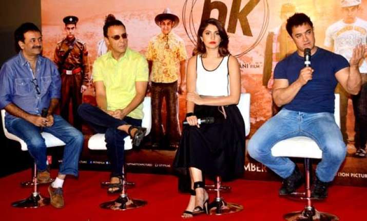aamir plans special screening of pk for sanjay dutt
