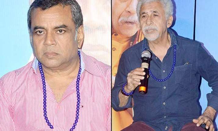 paresh rawal naseeruddin trash censors over dharam sankat..
