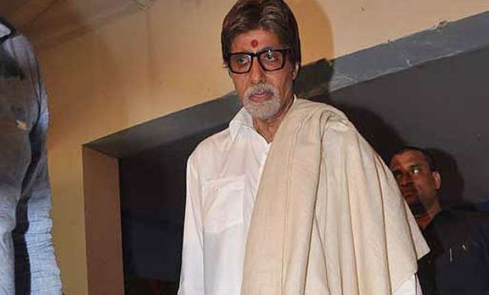 Amitabh Bachchan Observes Father's 12th Death Anniversary | Bollywood ...