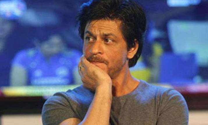 Does Shah Rukh Khan cry in shower to overcome the failure of his movies