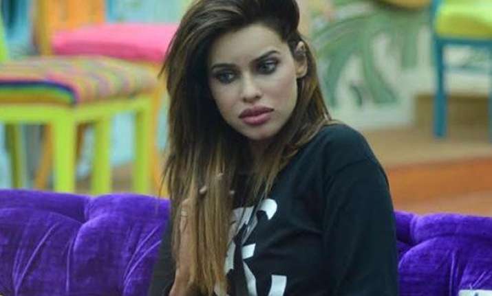 bigg boss 9 ex contestant gizele thakral reveals the next