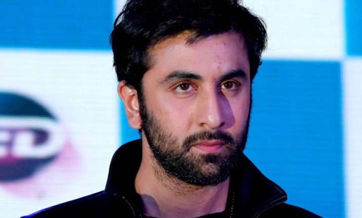 ranbir kapoor discharged from hospiral after minor surgery