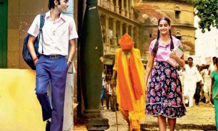 it is easy to impress sonam says dhanush