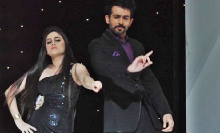 jay mahi to shake a leg in do dil bandhe ek dori se