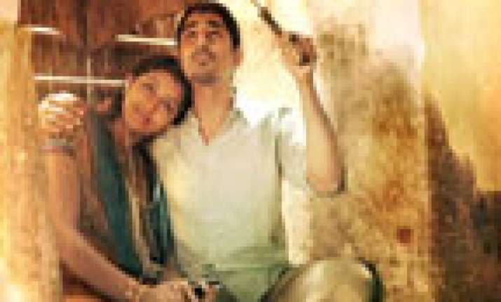 jigarthanda movie review a story of a conman