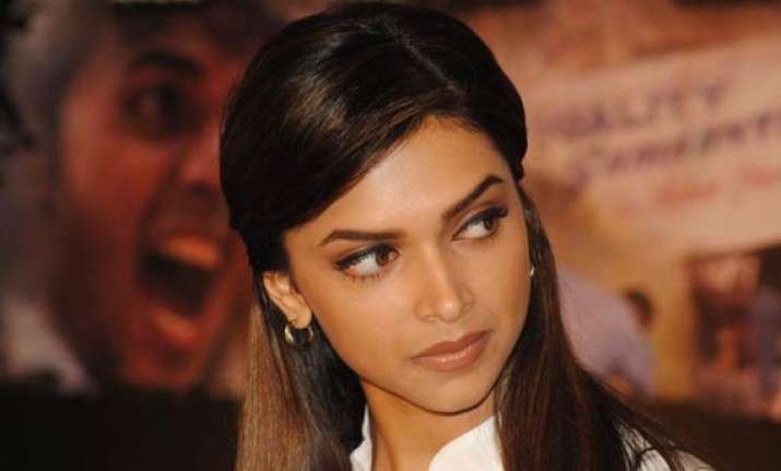 learning shudh hindi was tough says deepika
