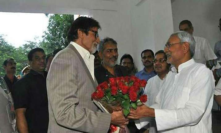led by big b bollywood to lend glamour to bihar divas