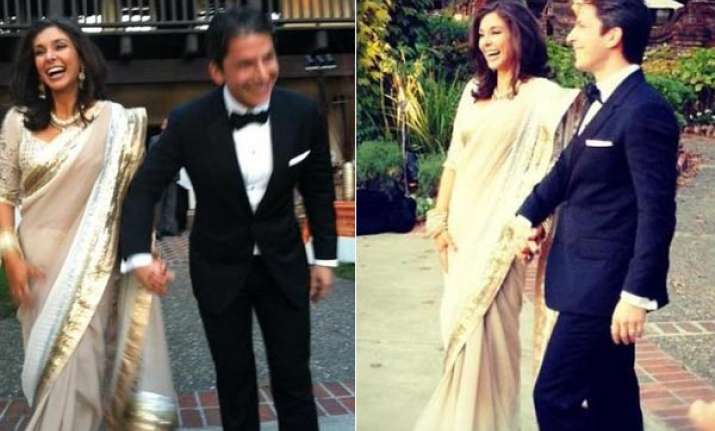lisa ray to auction her wedding sari for charity