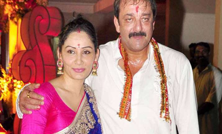 love knows no bars sanjay dutt sends birthday gift to