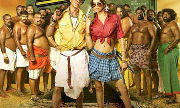 mns threatens to derail chennai express
