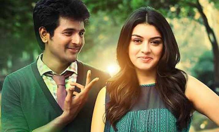 maan karate movie review escapist cinema