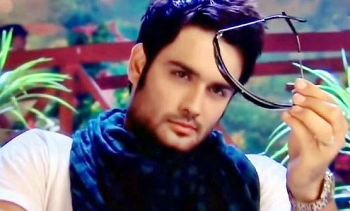 madhubala tv serial lead vivian dsena upset about trp