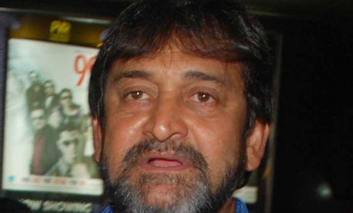 manjrekar claims to be lazy but born actor