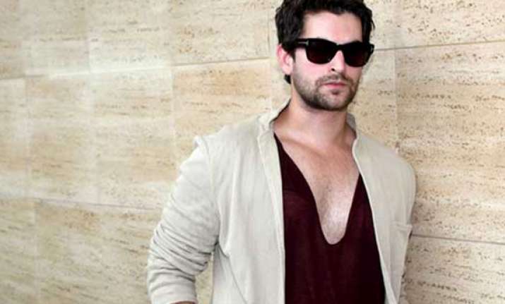 neil nitin mukesh knocked out of tamil version of david