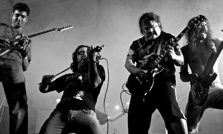 we don t look down upon bollywood music band parikrama
