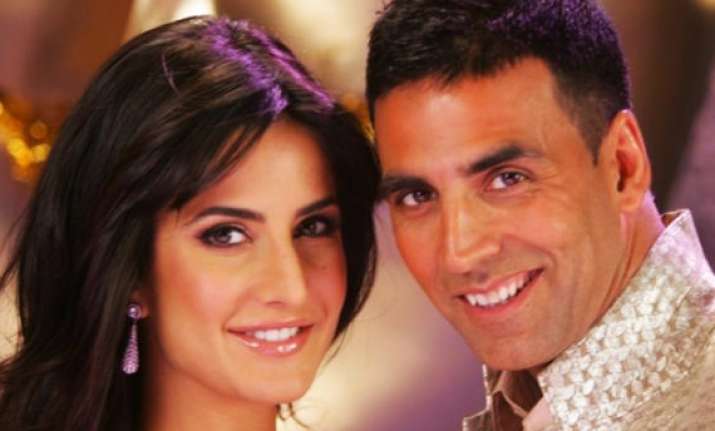 prakash jha ropes in katrina for film on anti corruption