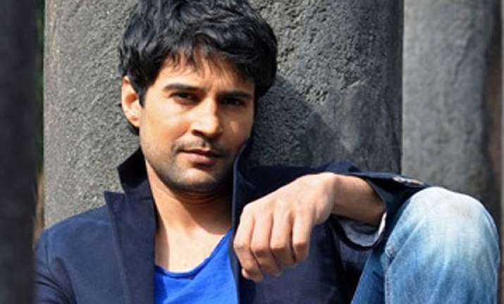 rajeev khandewal i can t do singing and dancing type of