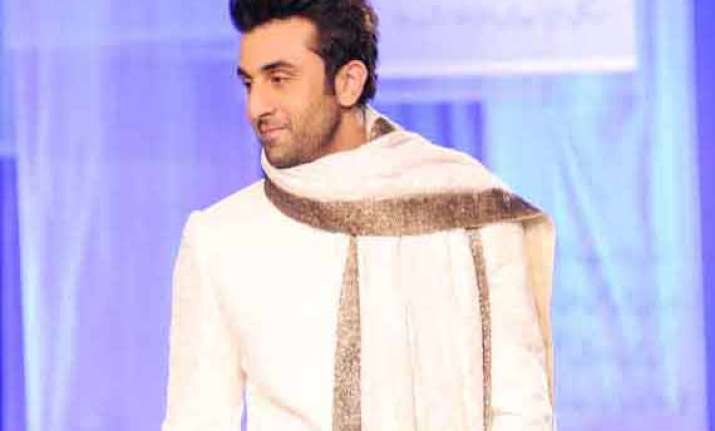 ranbir kapoor urges to vote to change in the country