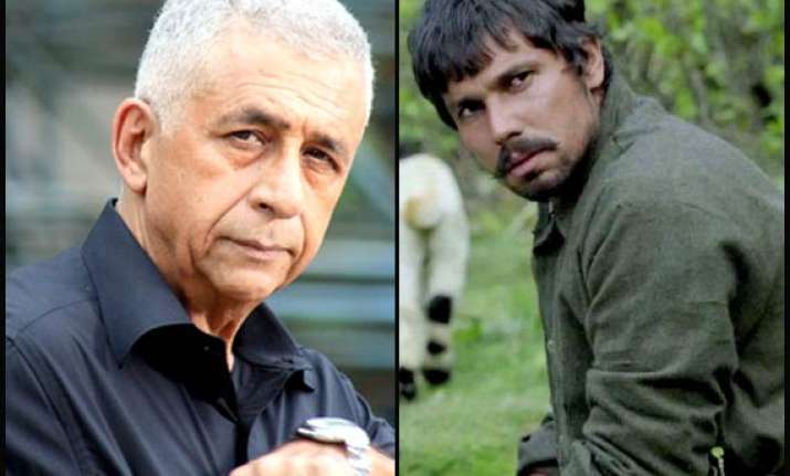 randeep waiting for naseeruddin to watch highway