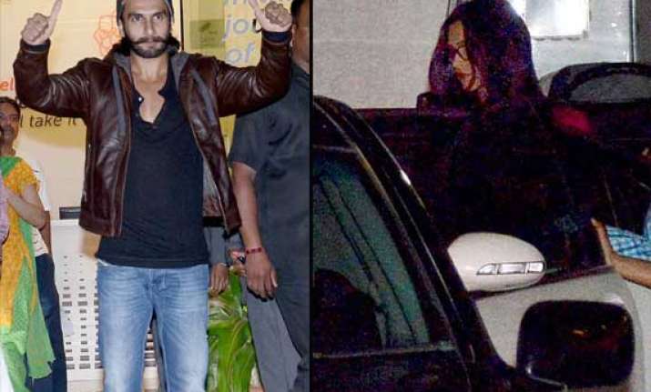 ranveer singh and deepika padukone spotted outside hospital