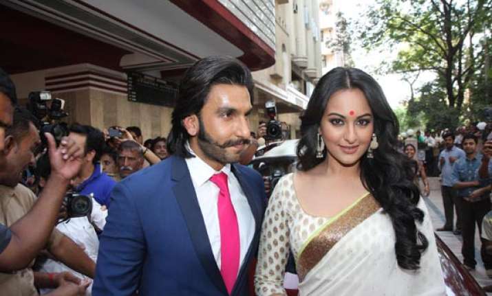 ranveer took inspiration from dev anand films for lootera