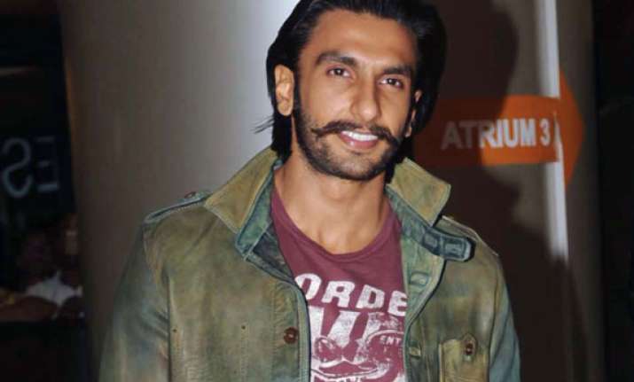 ranveer singh hurts himself during gunday shoot