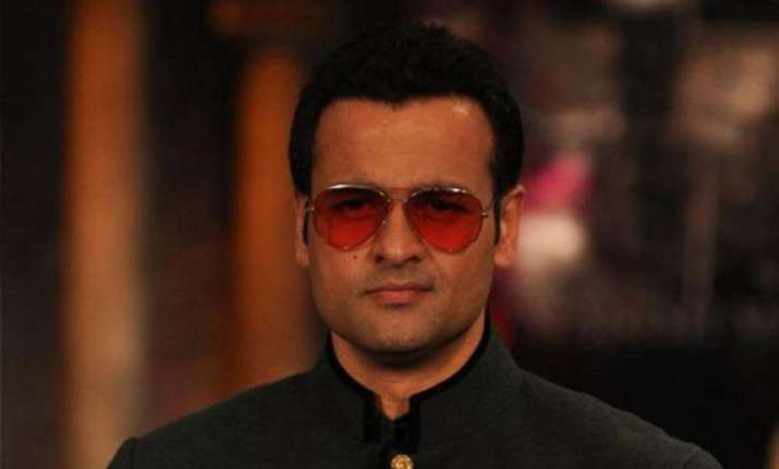 rohit roy urges parents to keep away mobile phones from kids