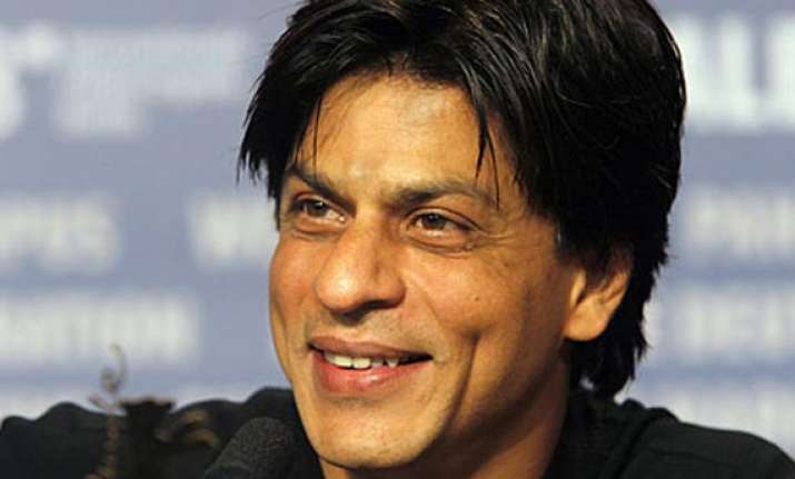 shah rukh khan follows big b crosses 8 million mark on
