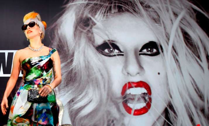 srk deepika bipasha preity turn out for lady gaga concert