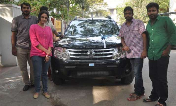 cuckoo makers gift suv to film s director