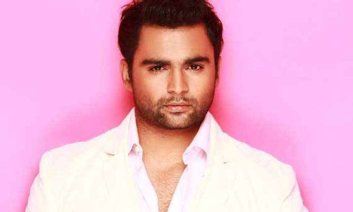 sachiin joshi to feature in telugu remake of aashiqui 2