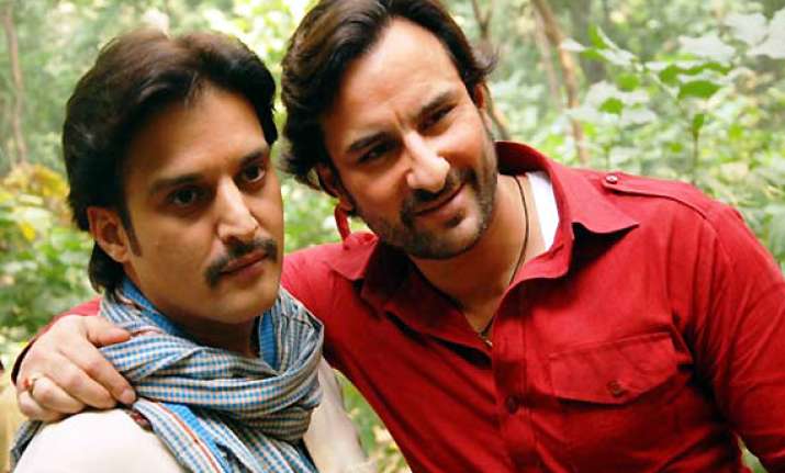 behind the scenes masti on bullett raja sets view pics