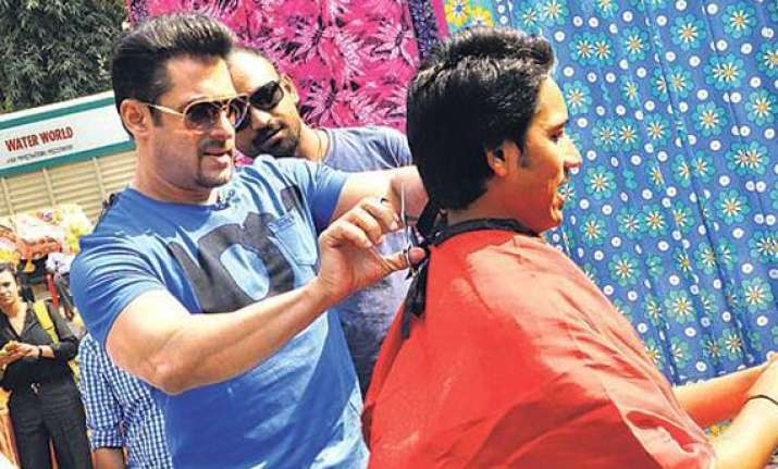 salman khan to turn barber karan johar into a lensman for