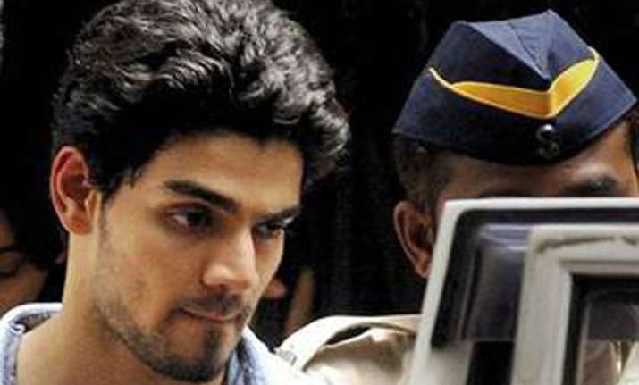 sanjay leela bhansali bats for sooraj pancholi