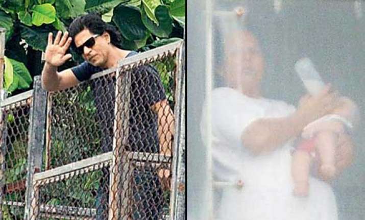 shah rukh khan s son abram s first picture out view pics