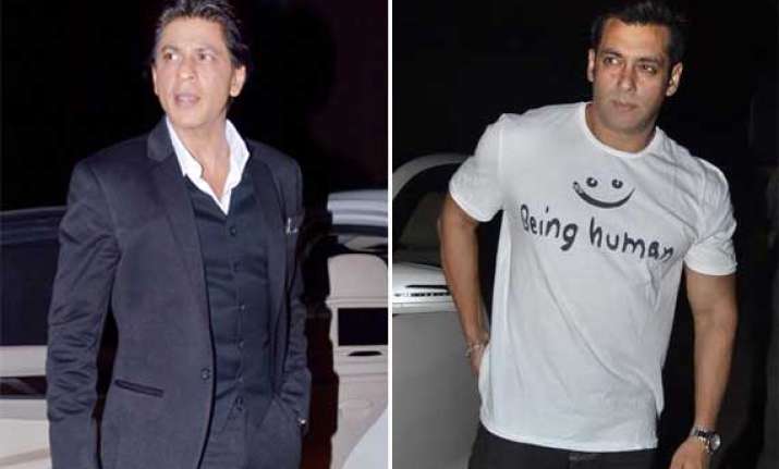 shah rukh salman spotted together at mehboob studio view