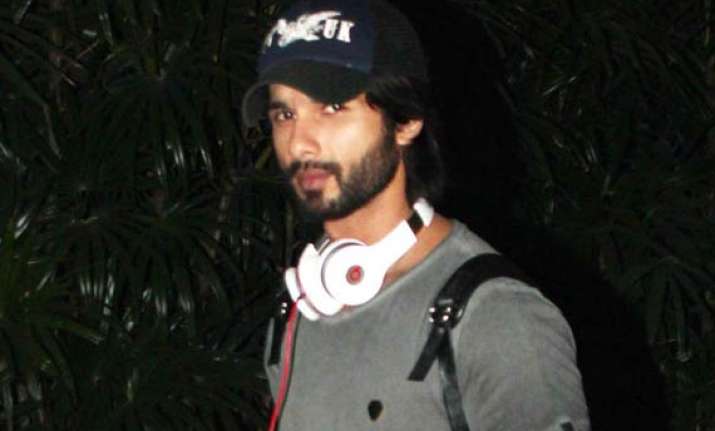shahid kapoor becomes business savvy